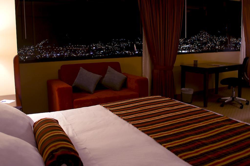 Hotel Wyndham Cusco Saqsayhuaman Esterno foto